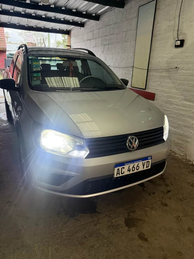 VOLKSWAGEN SAVEIRO - Vista principal