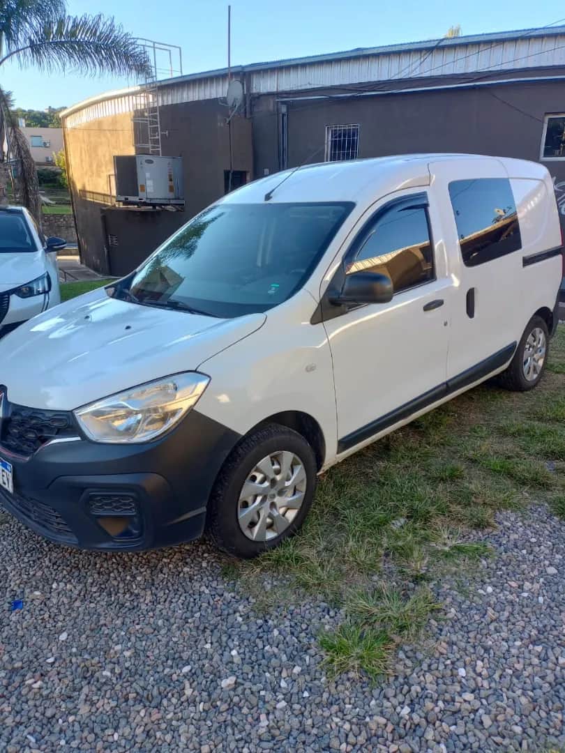 RENAULT KANGOO - Vista principal