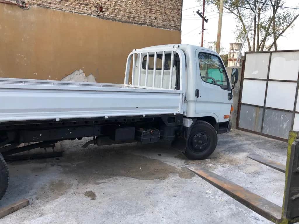 HYUNDAI HD - Vista principal