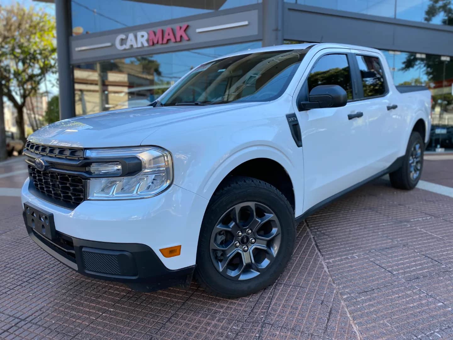 FORD MAVERICK - Vista principal
