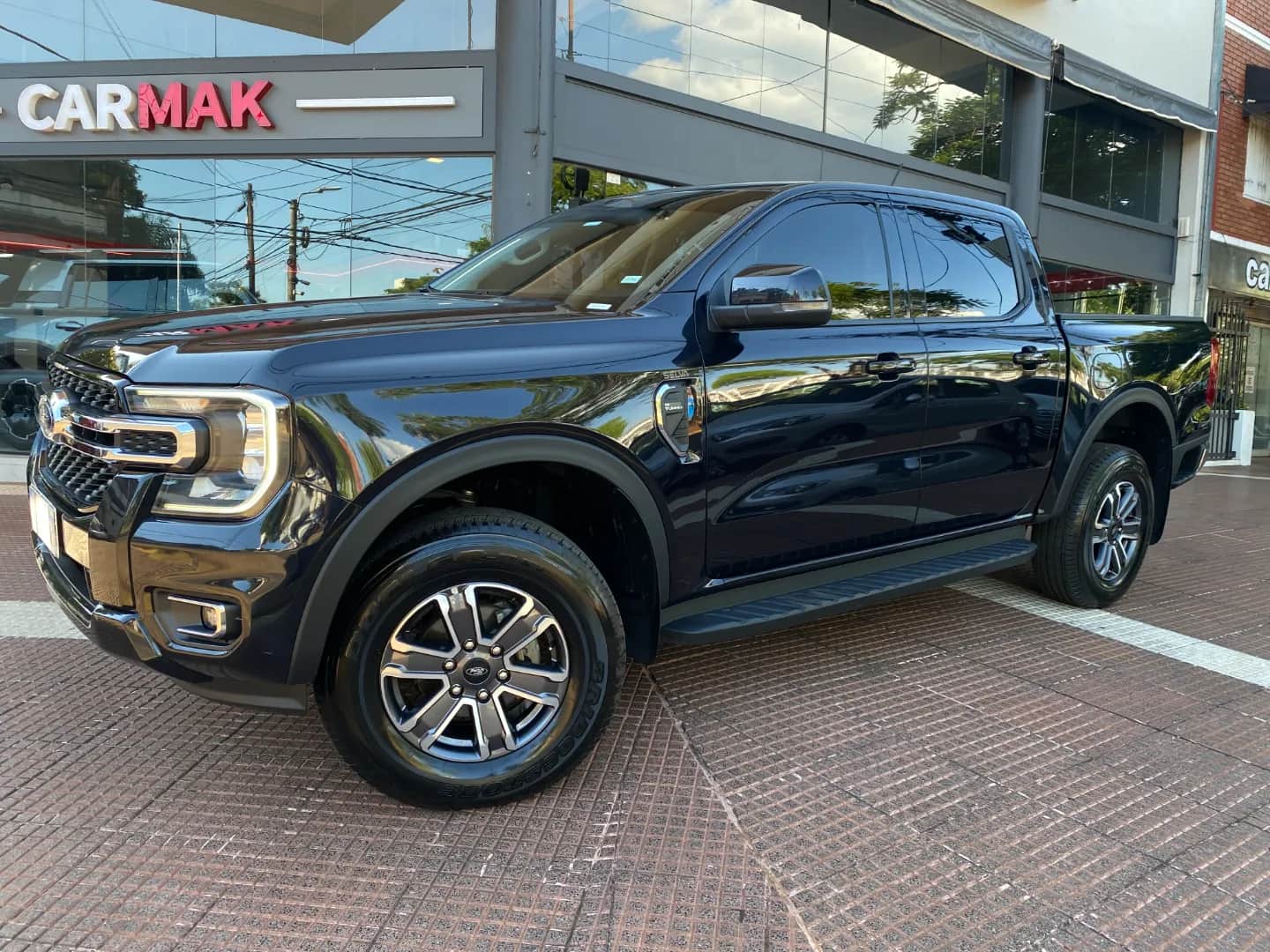 FORD RANGER color plata