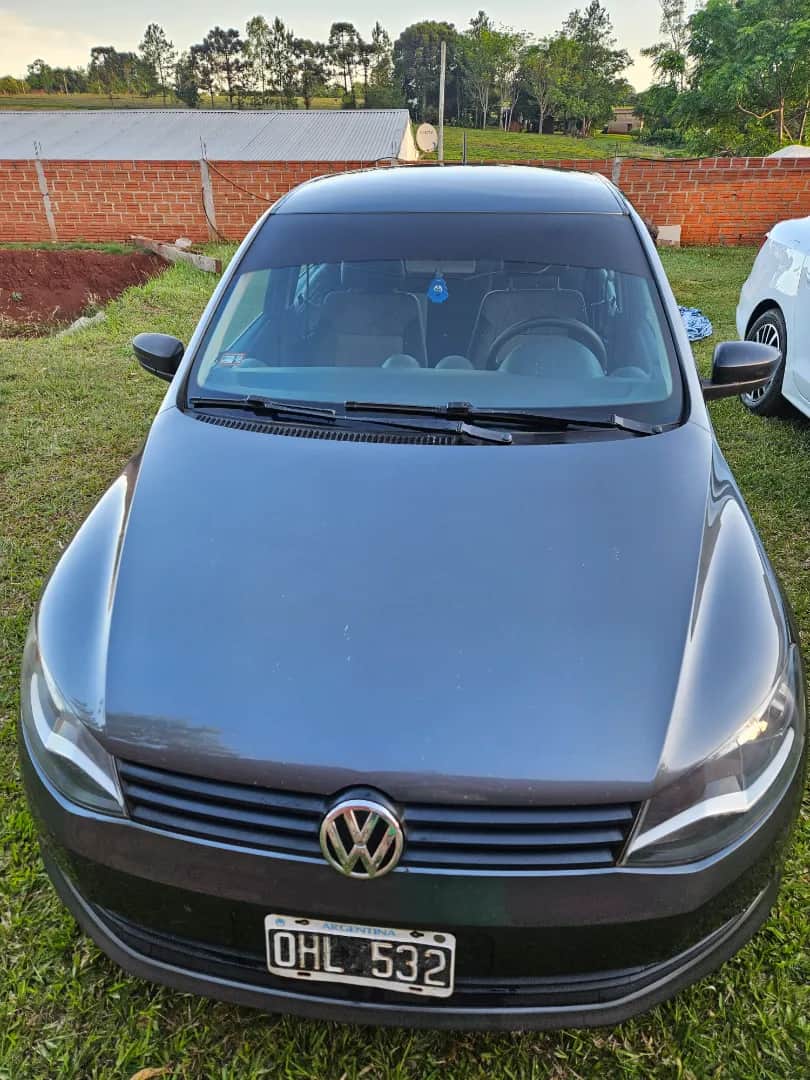 VOLKSWAGEN VOYAGE - Vista principal