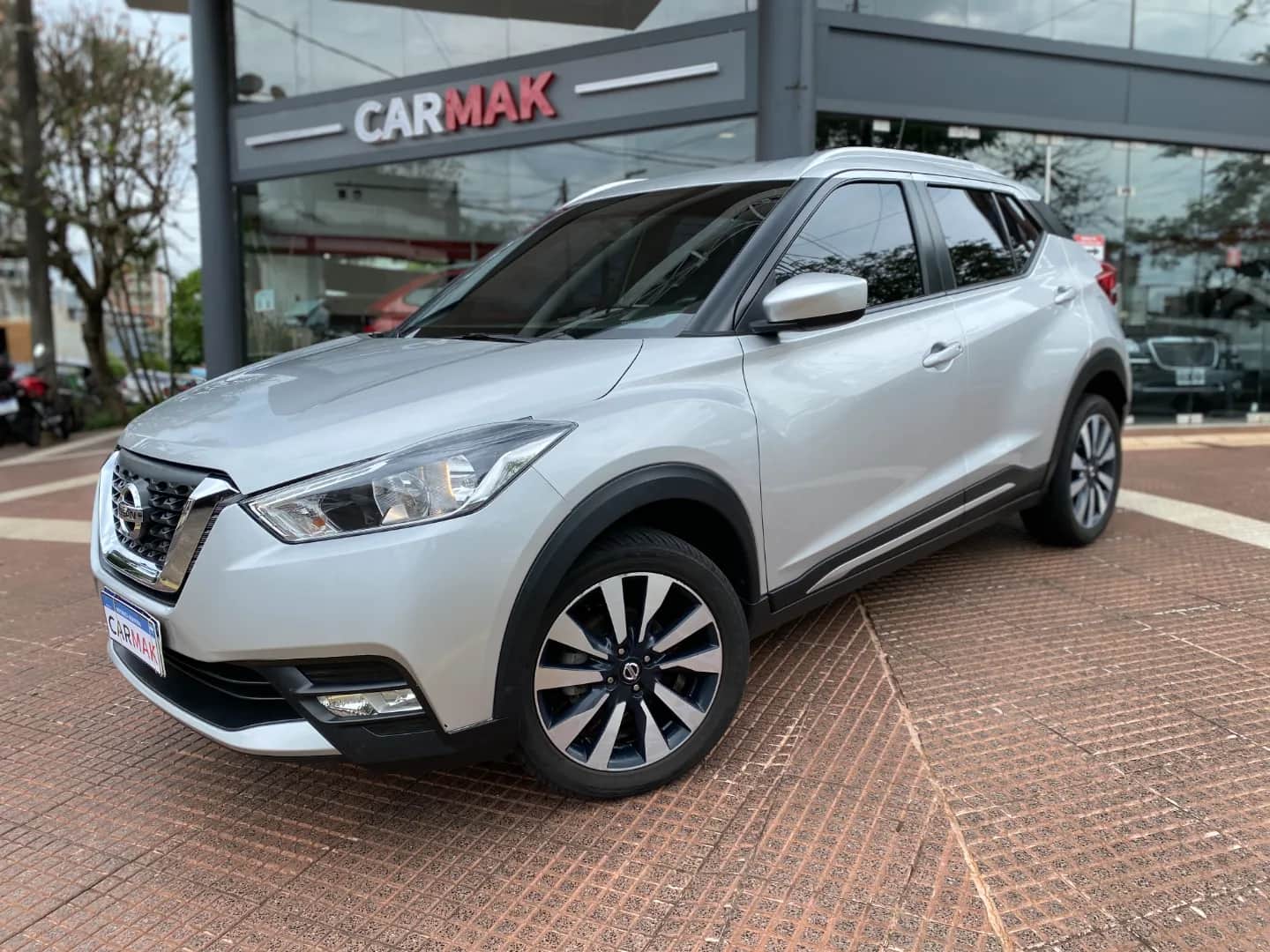 NISSAN KICKS - Vista principal