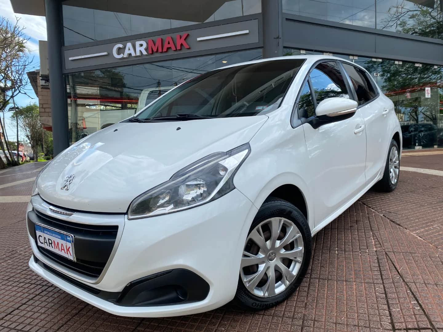 PEUGEOT 208 - Vista principal