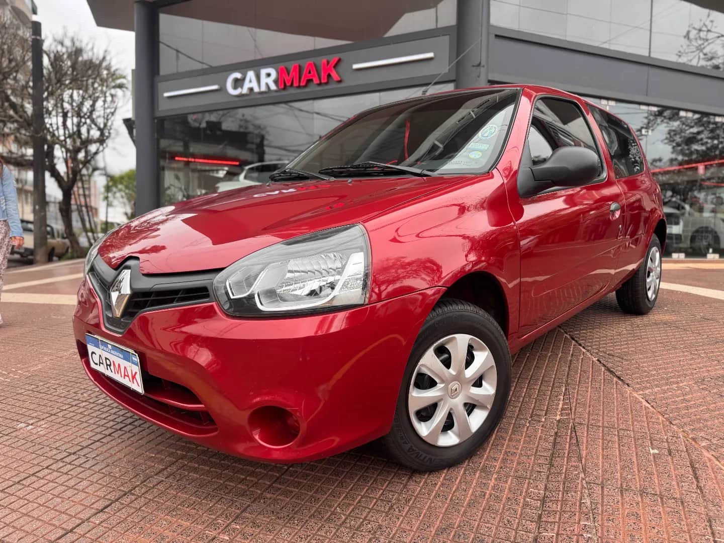 RENAULT CLIO MIO - Vista principal