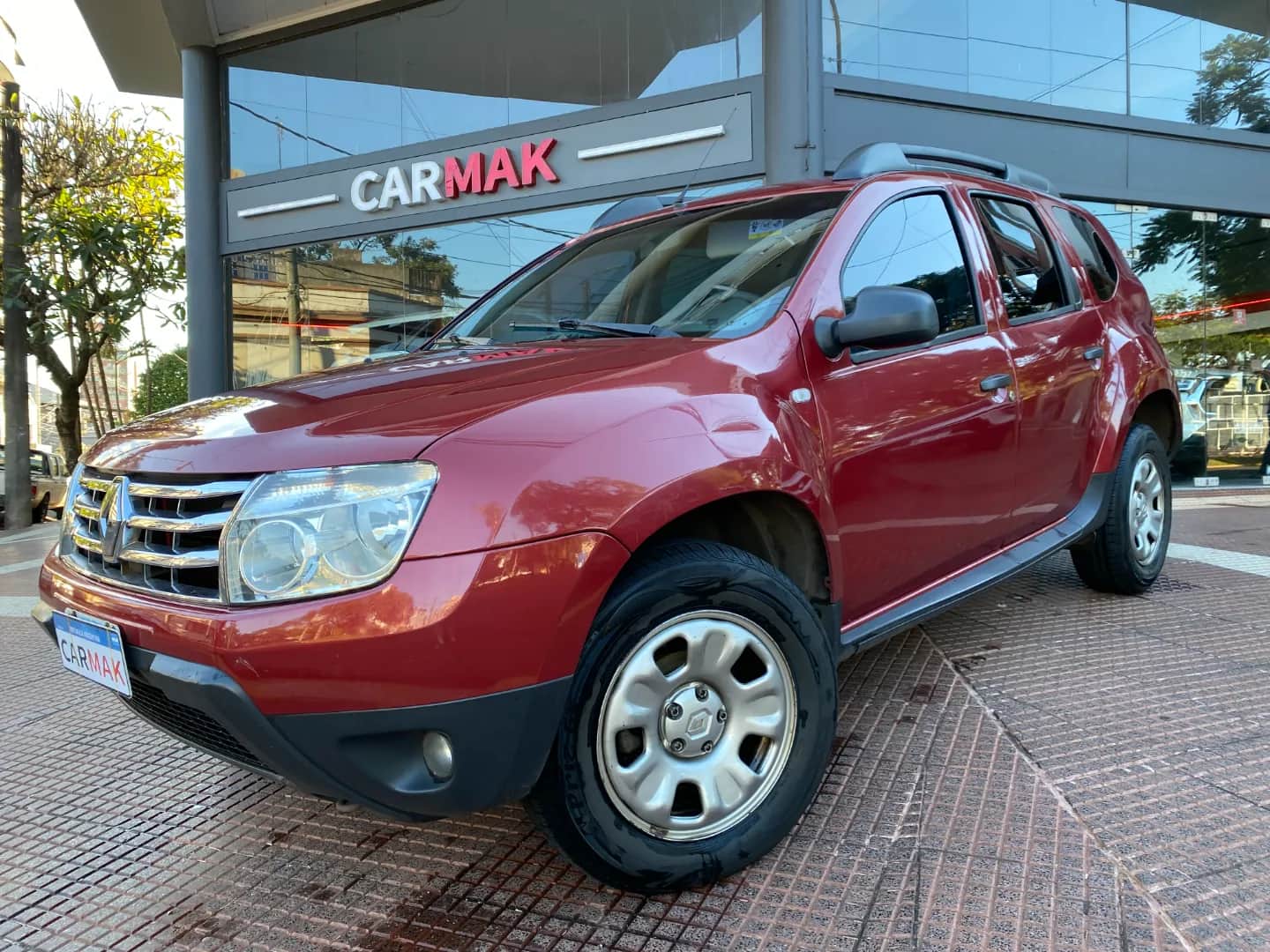 RENAULT DUSTER - Vista principal