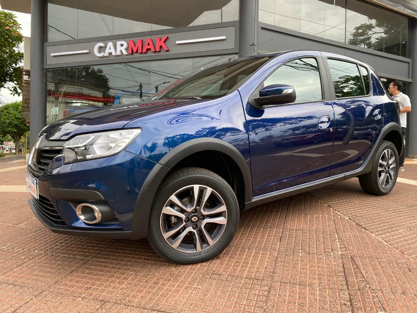 RENAULT SANDERO - Vista principal