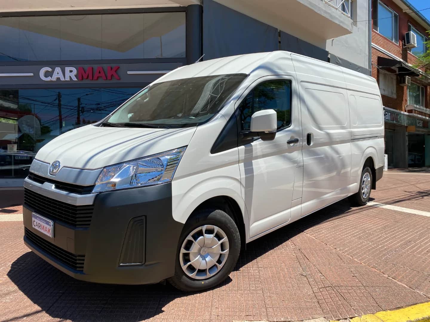 TOYOTA HIACE - Vista principal