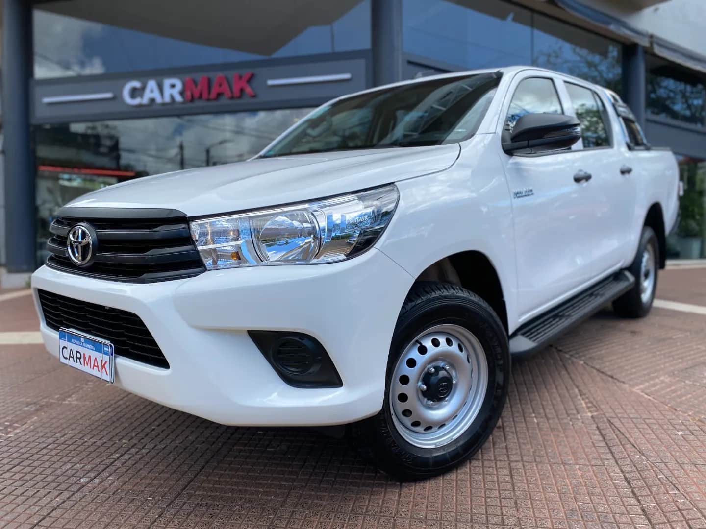 TOYOTA HILUX - Vista principal