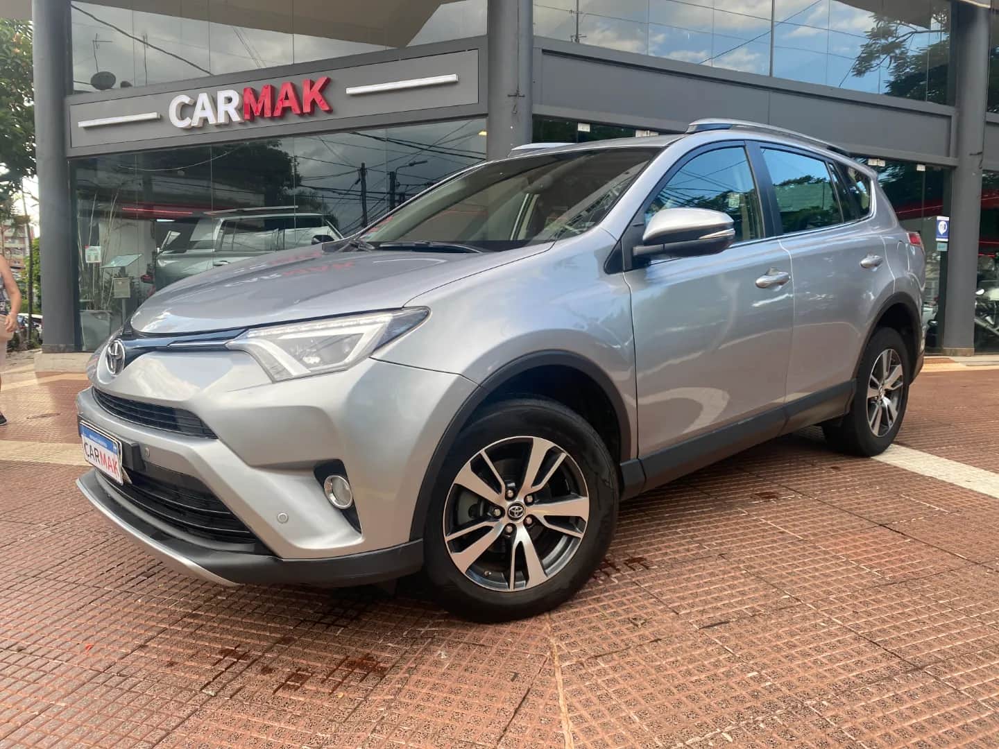 TOYOTA RAV - Vista principal