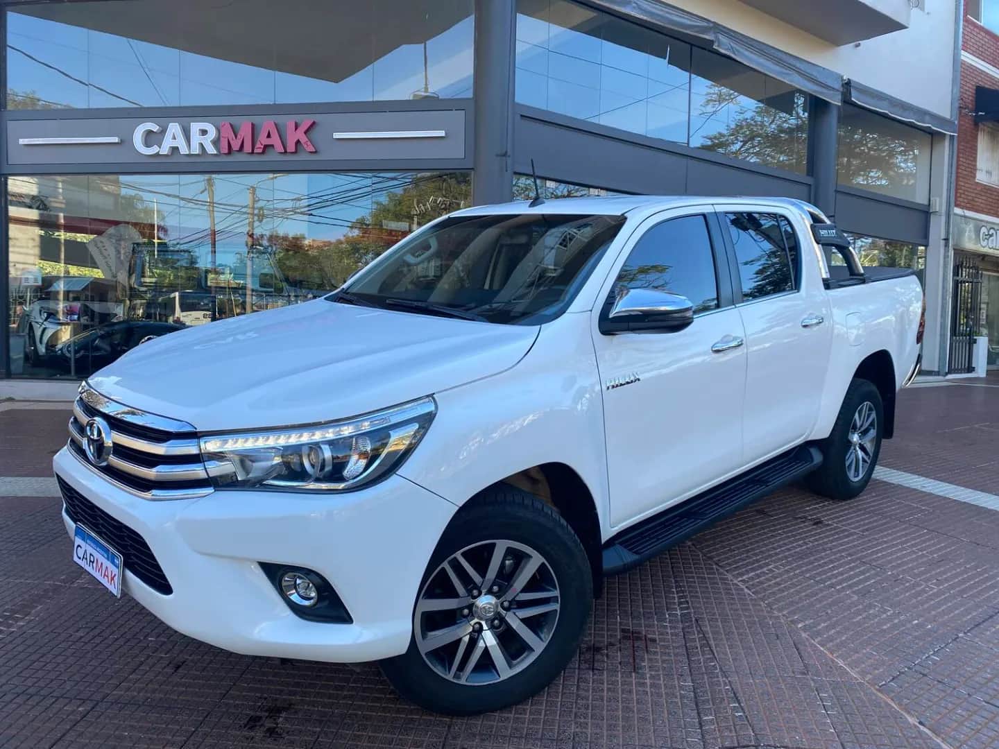 TOYOTA HILUX - Vista principal