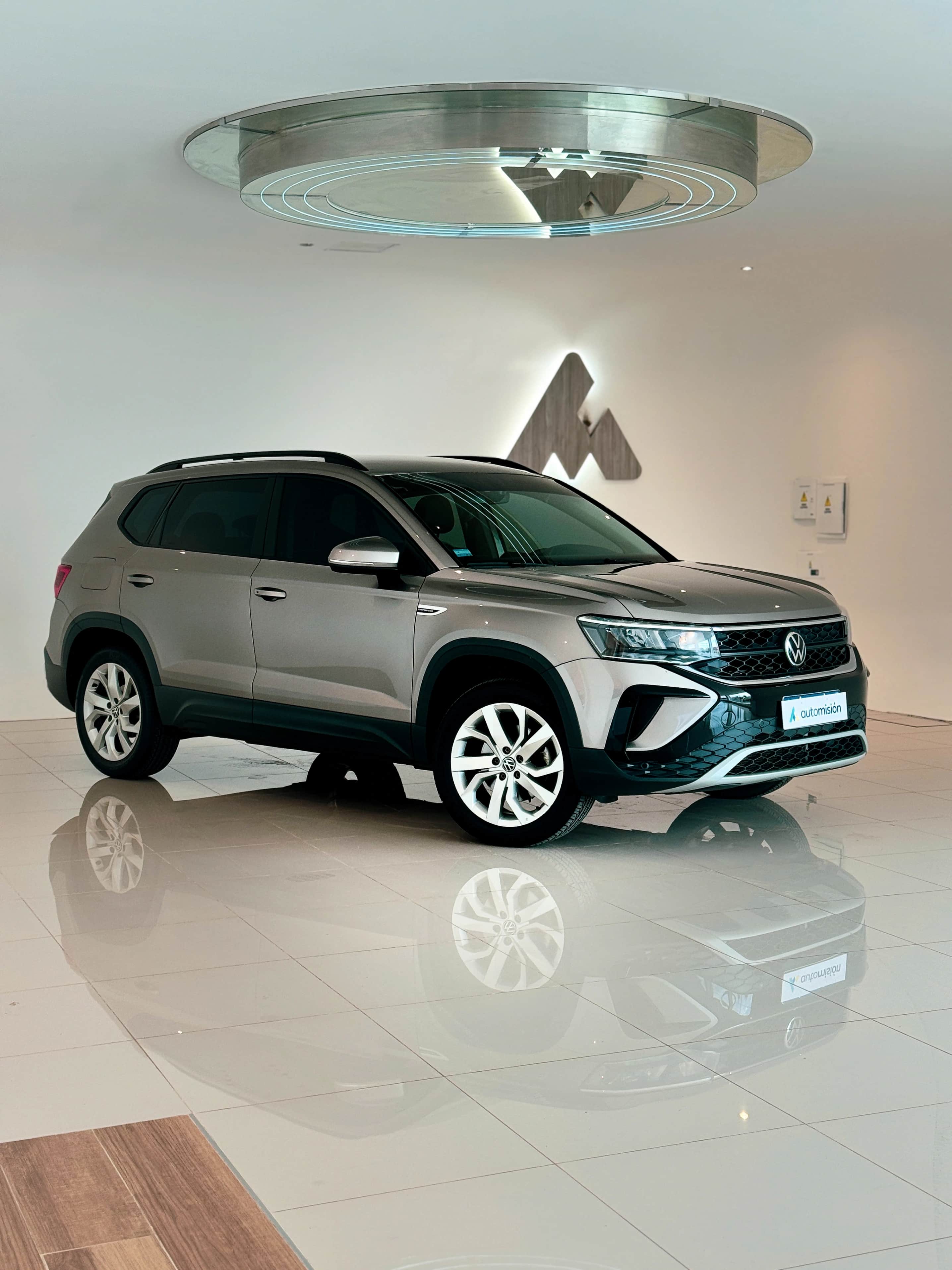 VOLKSWAGEN TAOS - Vista principal