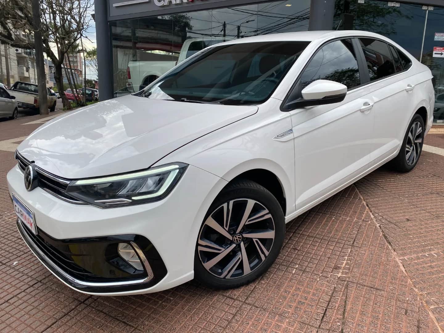 VOLKSWAGEN VIRTUS - Vista principal
