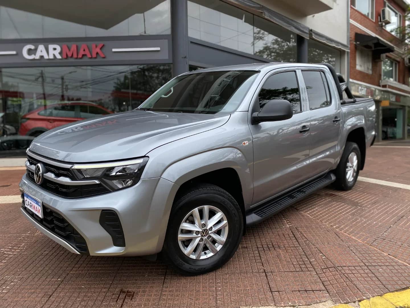 VOLKSWAGEN AMAROK - Vista principal
