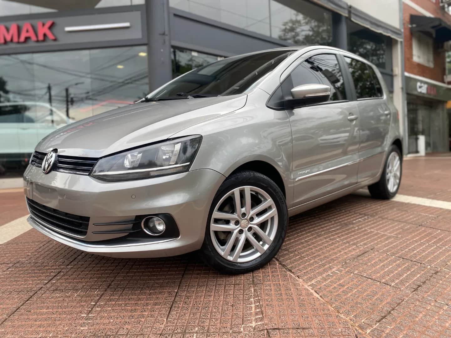VOLKSWAGEN FOX - Vista principal