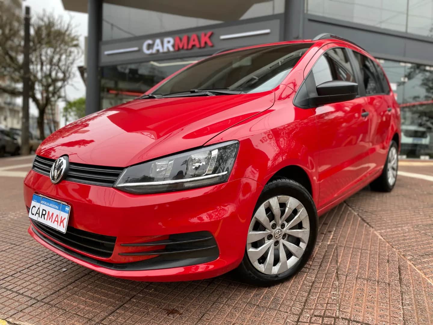 VOLKSWAGEN SURAN - Vista principal
